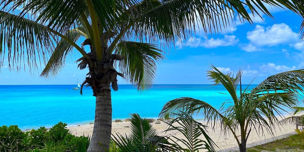 radio beach on north bimini island, bimini the bahamas attractions